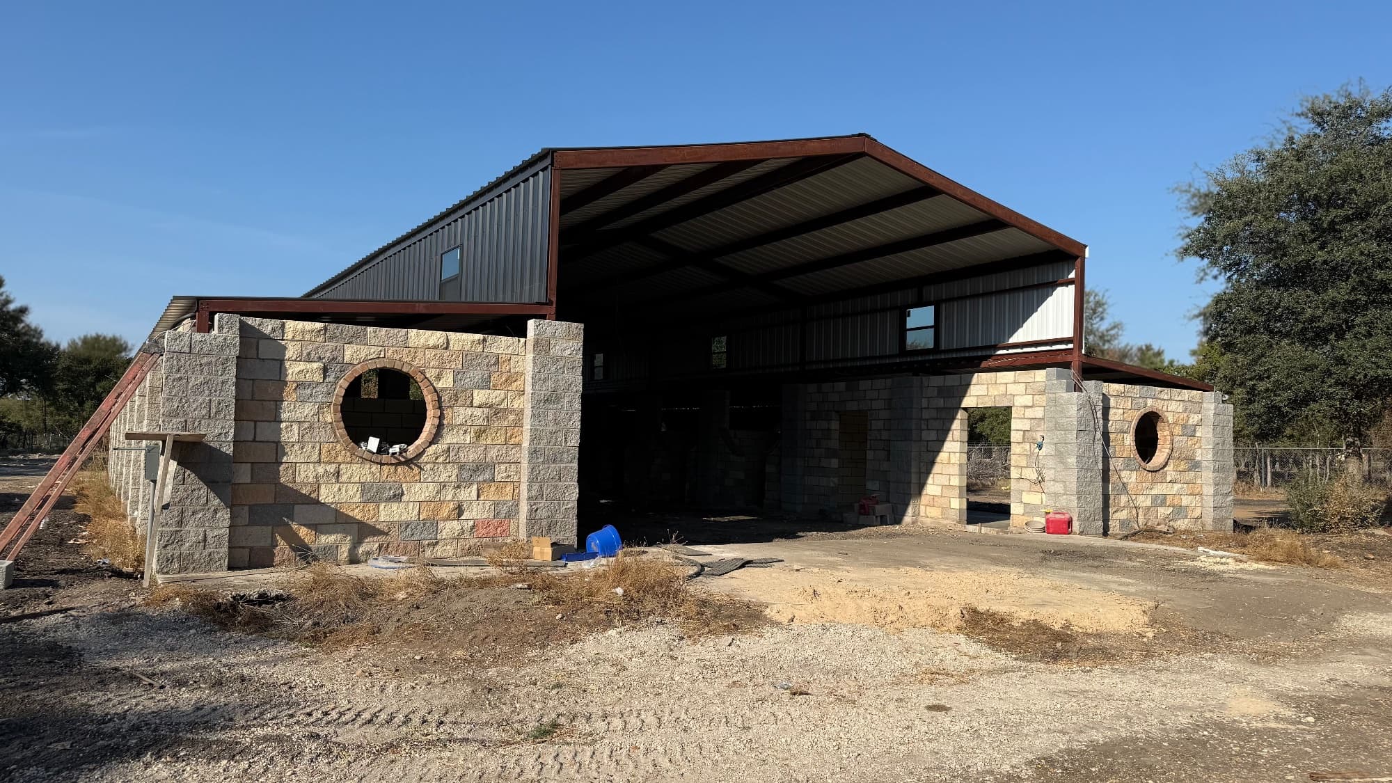 Horse Stalls and a 50 X 50 Equipment Warehouse!